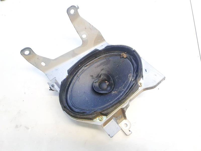C24366960 Mazda 5 2006 Lautsprecher