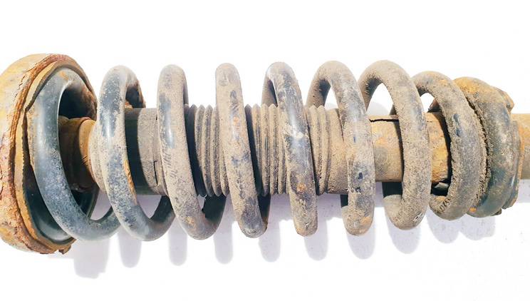 Honda Accord 2004 Пружина передний