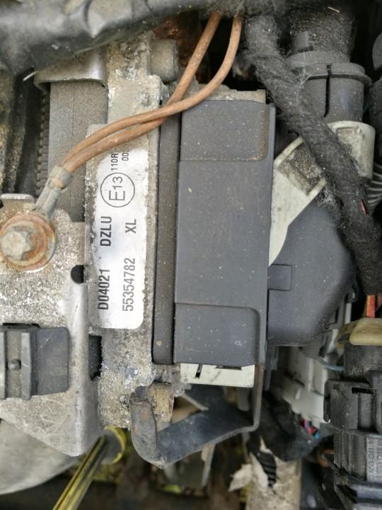 55354782 DZLU ECU Engine Computer (Engine Control Unit) Opel Zafira