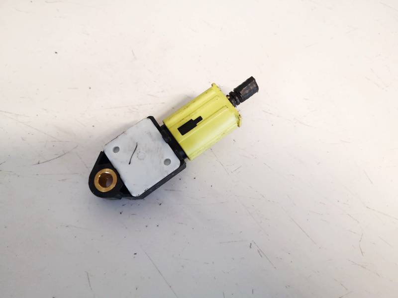 8983102080 Toyota Auris 2007 Srs Airbag crash sensor - Thumbnail 3