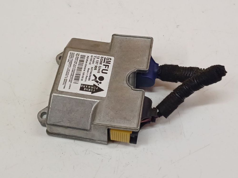 13137906 Opel Astra 2005 Airbag crash sensors module - Thumbnail 2