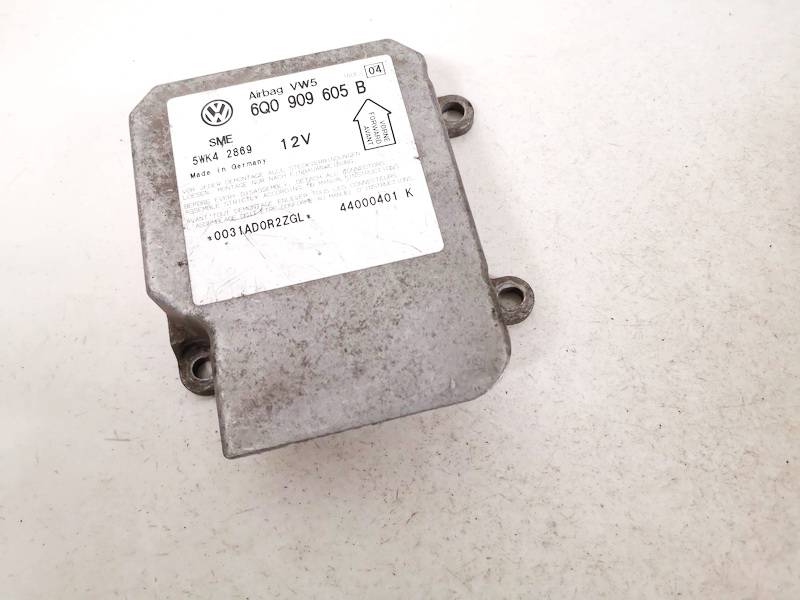 6Q0909605B Volkswagen Passat 1999 Airbag crash sensors module