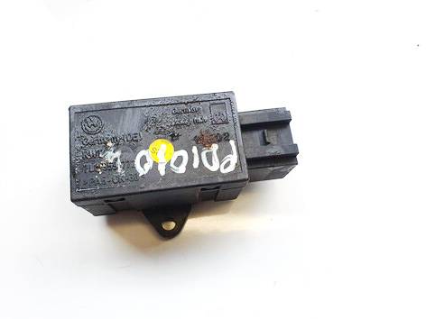 7L0959772 Volkswagen Touareg 2003 Relay module - Thumbnail 2