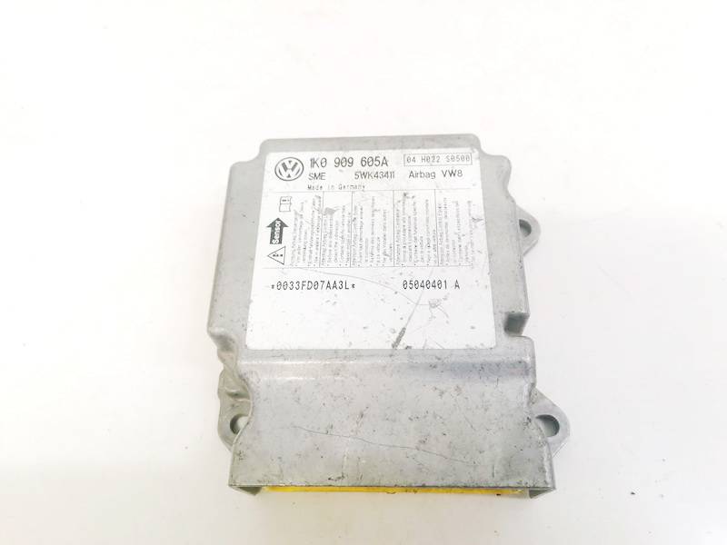 1K0909605A Volkswagen Golf 2004 Airbag crash sensors module