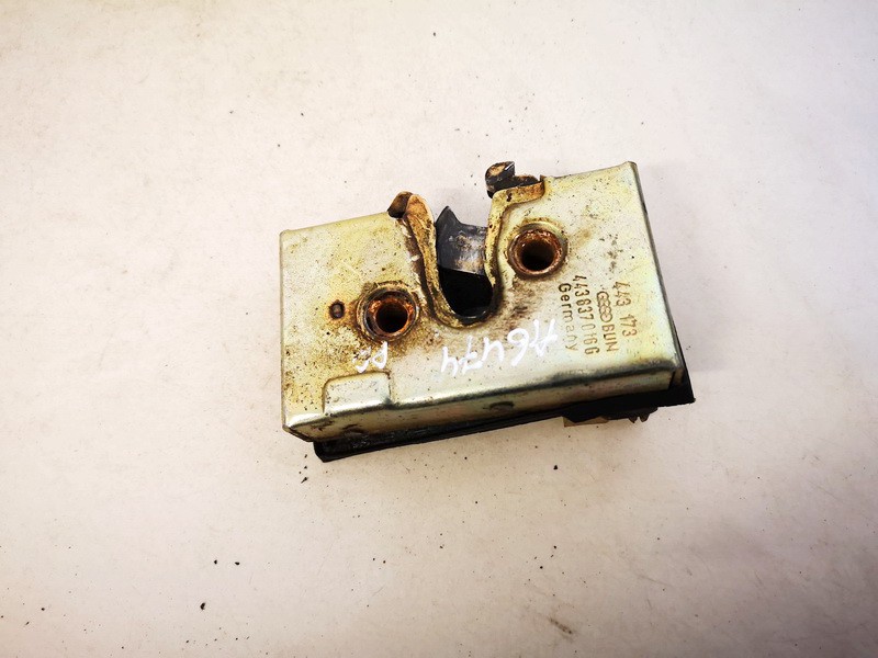 443837016G Audi 100 1987 Door Lock Mechanism - FRONT RIGHT