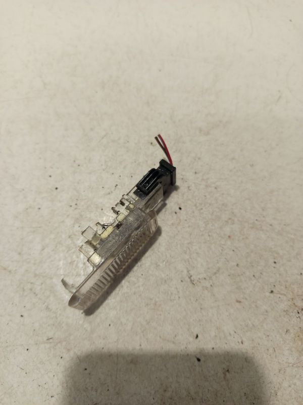 4B0947415 Volkswagen Phaeton 2006 Salono lemputė - Thumbnail 4