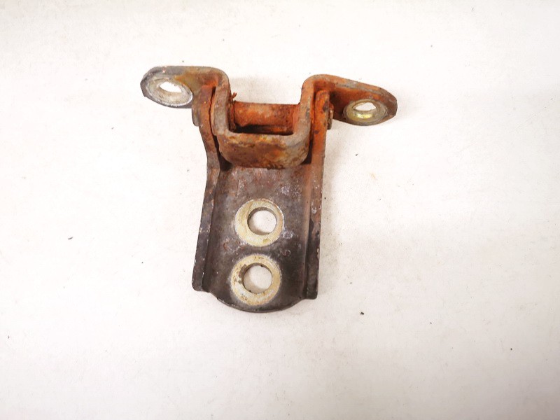 Nissan Almera 2000 Etuoven saranat - EDESSÄ