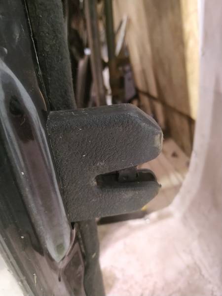 Volkswagen Bora 2003 serrure du coffre - Thumbnail 2