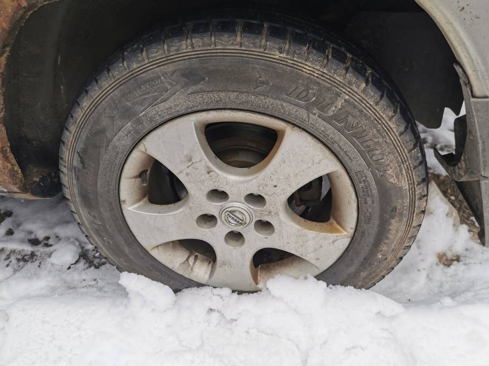 5X114.3 Nissan X-Trail 2003 Lietu ratu komplektas R16