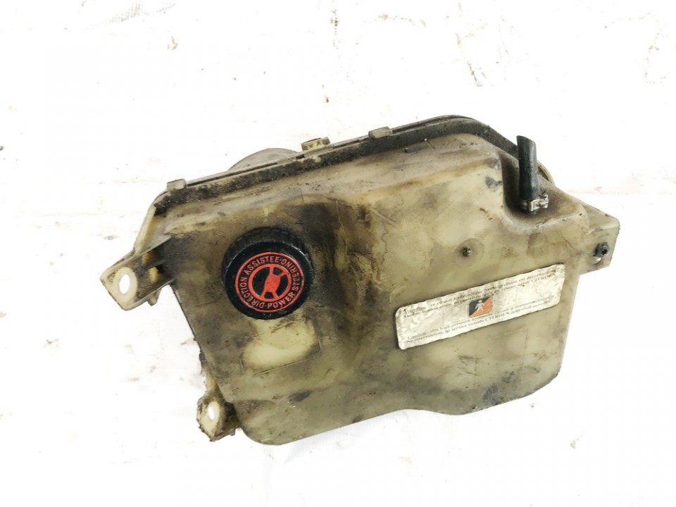 9636068780 Citroen C5 2002 Power Steering Pump Oil Reservoir Tank