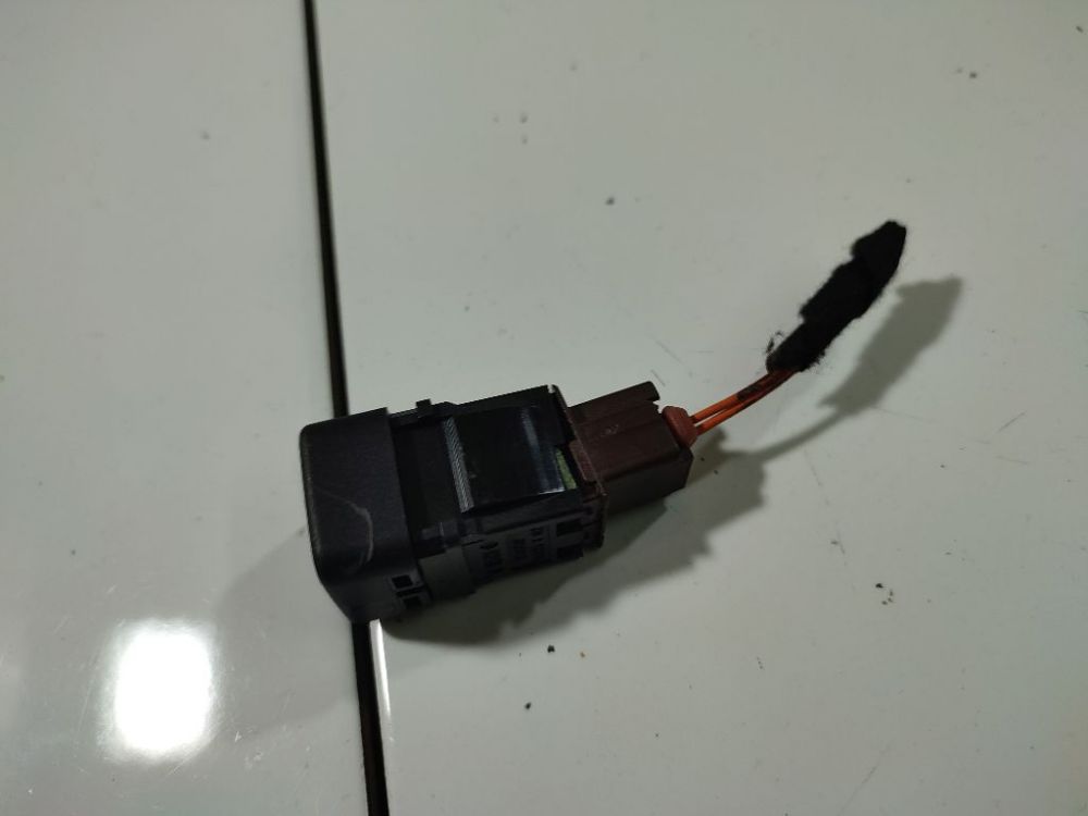 95835T02 Citroen C4 Picasso 2008 AIRBAG (SRS) isjungimo - ijungimo  mygtukas - Thumbnail 3