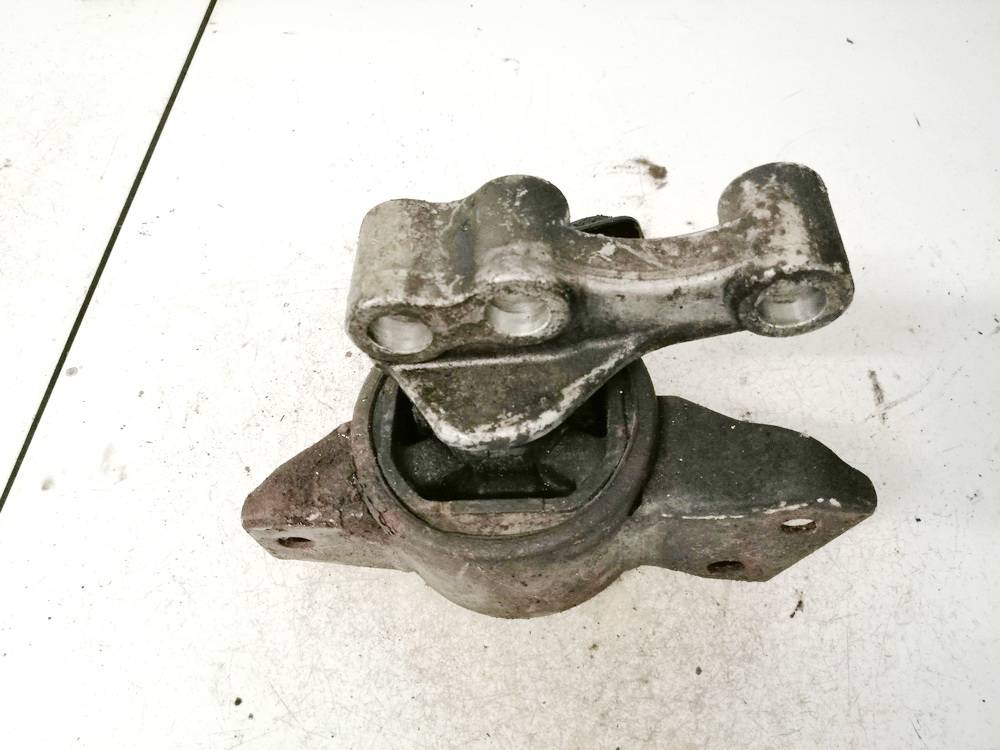 Fiat Doblo 2011 Engine Mounting and Transmission Mount (Engine support)