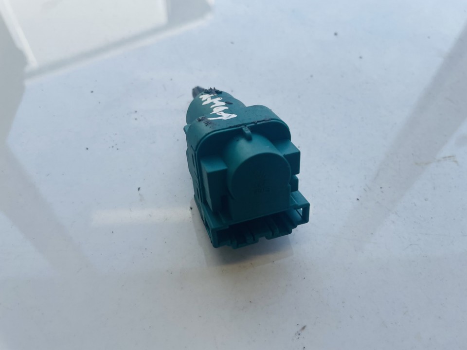 1C0945511A Audi A3 2000 Jarruvalojen anturi - Thumbnail 3