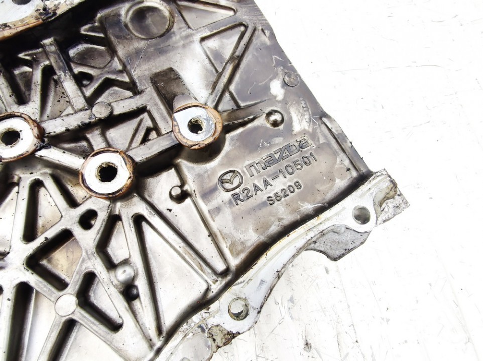 R2AA10501 Mazda 6 2009 Cover, Crank Seal Housing (Sealing Flange) - FRONT - Thumbnail 2