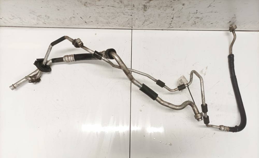 Audi A4 2001 Ilmastointilaitteen putki-letku