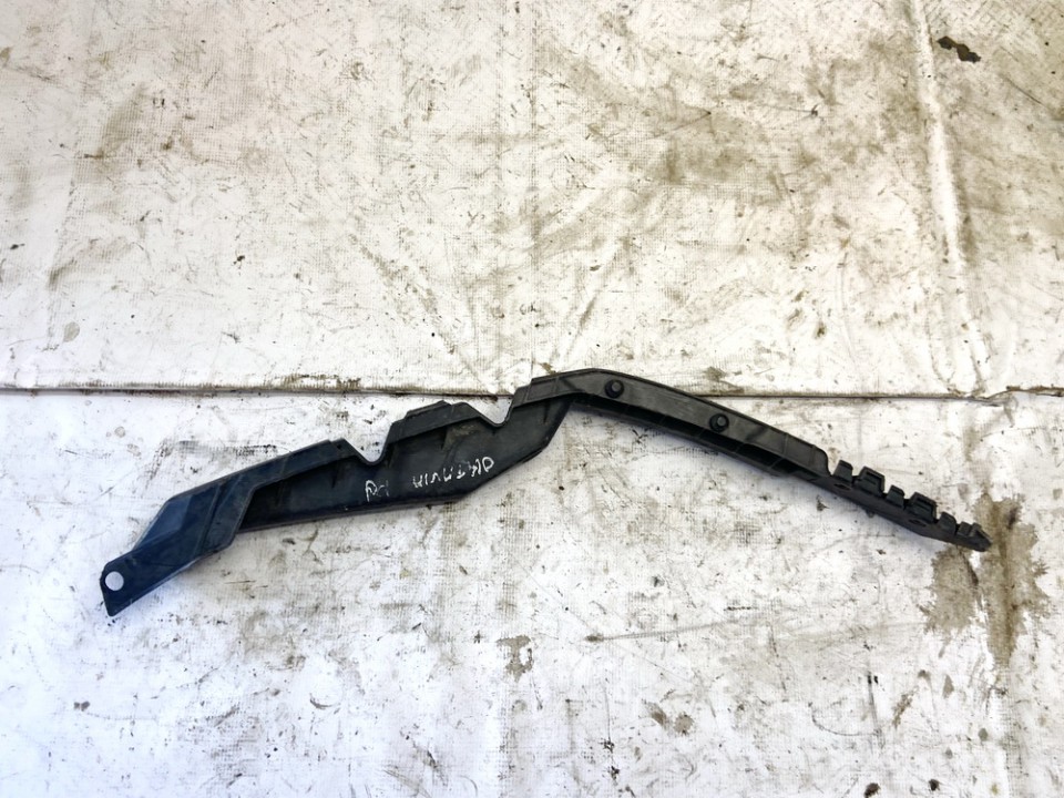 1Z0897134 Skoda Octavia 2004 Bumper mounts (BUMPER BRACKET) - FRONT RIGHT