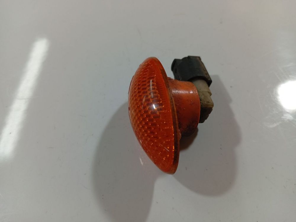 MINI Cooper 2003 Suuntavalo lokasuojassa - EDESSÄ OIKEALLA - Thumbnail 4