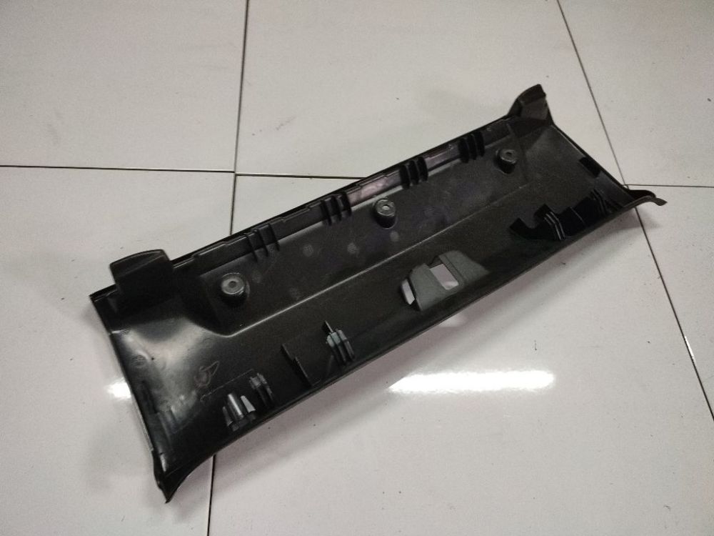 8X2354406A64AD Mazda 5 2008 Metal Boot Lip Cover - Thumbnail 3