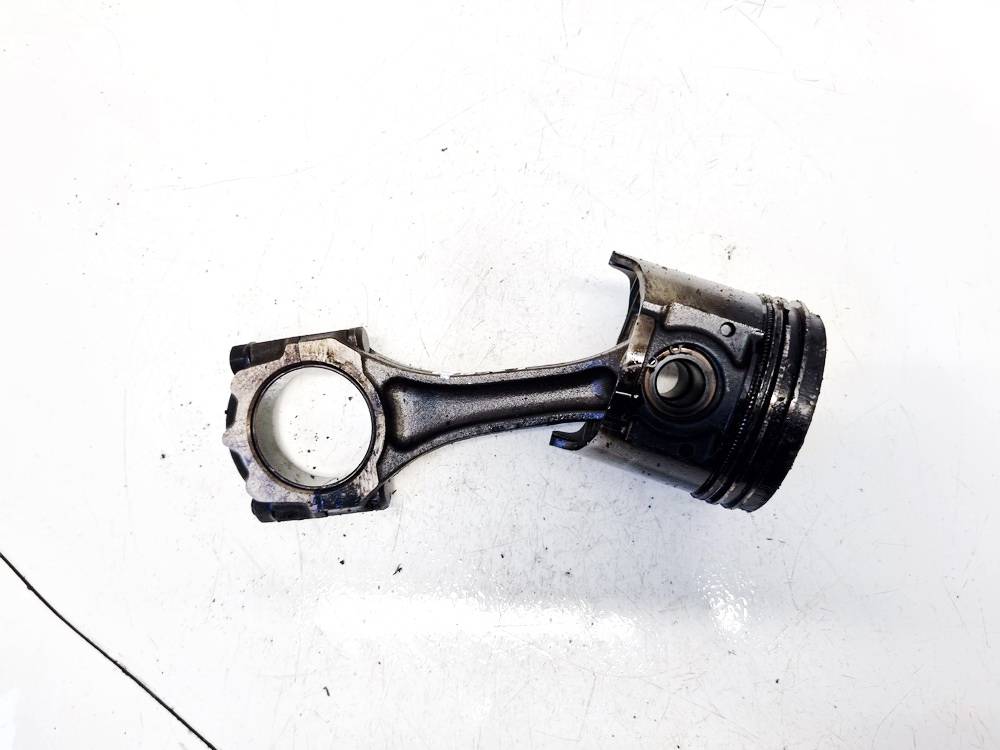 Mazda 626 1998 Stumoklis su svaistikliu