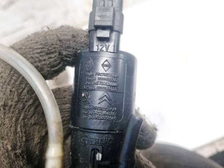 8200031805 Citroen Xsara Picasso 2003 Windshield Windscreen Washer Pump - Thumbnail 4