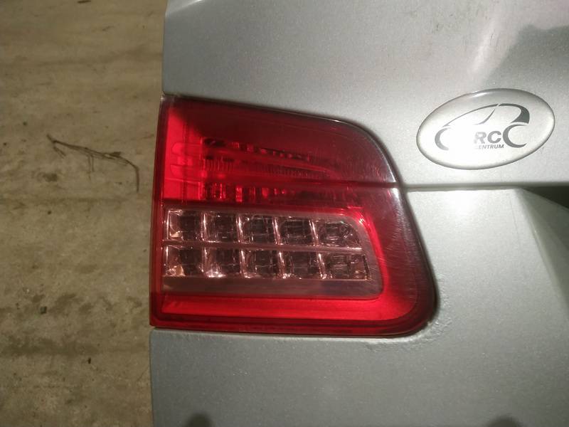 Citroen C5 2009 PILOTO TRASERO IZQUIERDO INTERIOR, LUCES PORTÓN TRASERO-DE FRENO - TRASERA IZQUIERDA - Thumbnail 2