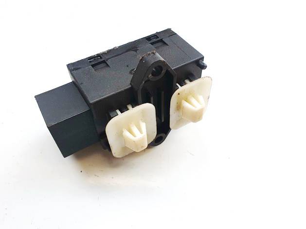 7L0959772 Volkswagen Touareg 2003 Relay module - Thumbnail 2