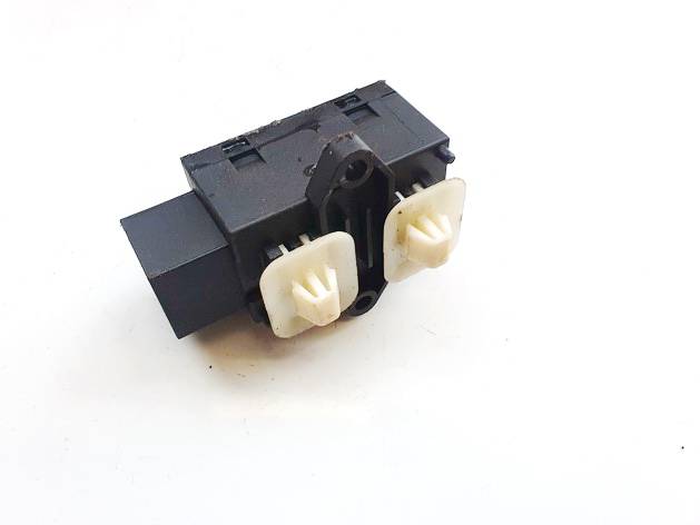 7L0959772 Volkswagen Touareg 2003 Relay module - Thumbnail 3