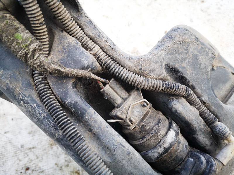 Opel Astra 2006 Windshield Windscreen Washer Pump - Thumbnail 2