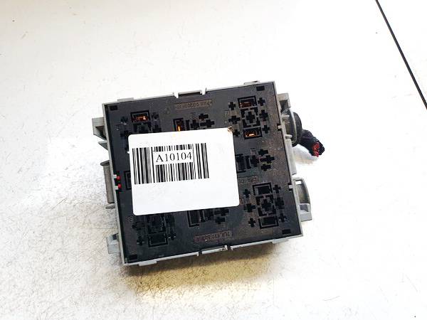 7L0937503A Volkswagen Touareg 2003 Skrzynka bezpieczników