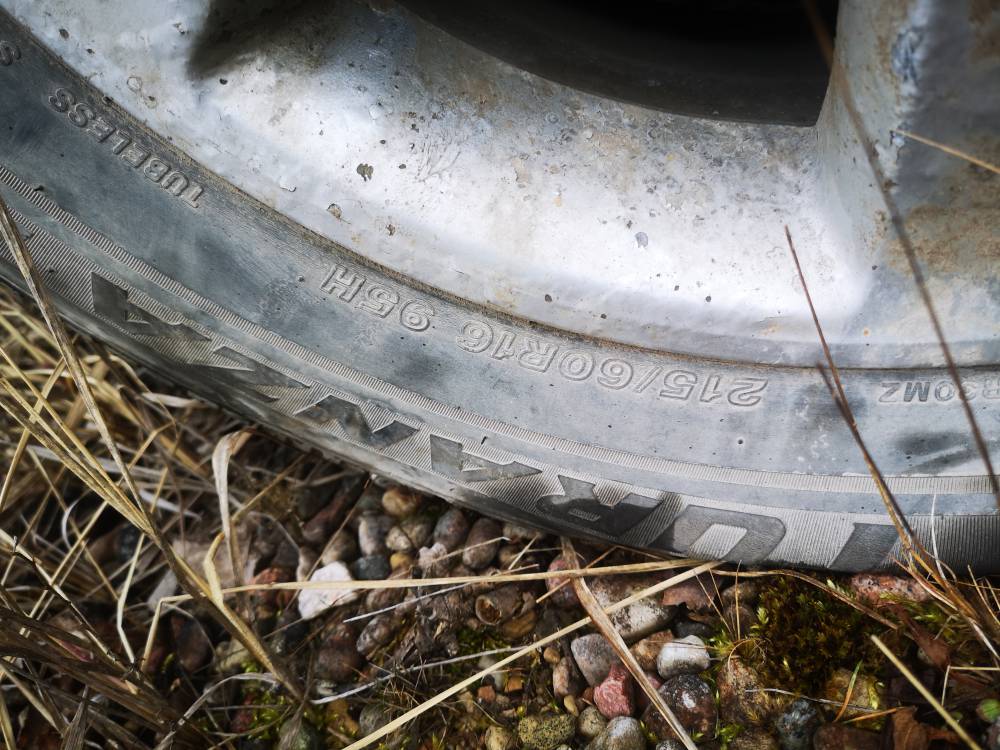 5X114.3 Toyota Previa 2006 Juego de llantas R16 con neumáticos - Thumbnail 3