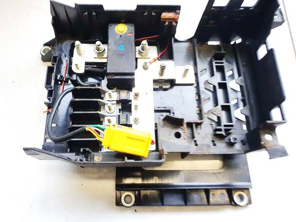 7L0937548 Volkswagen Touareg 2003 Skrzynka bezpieczników