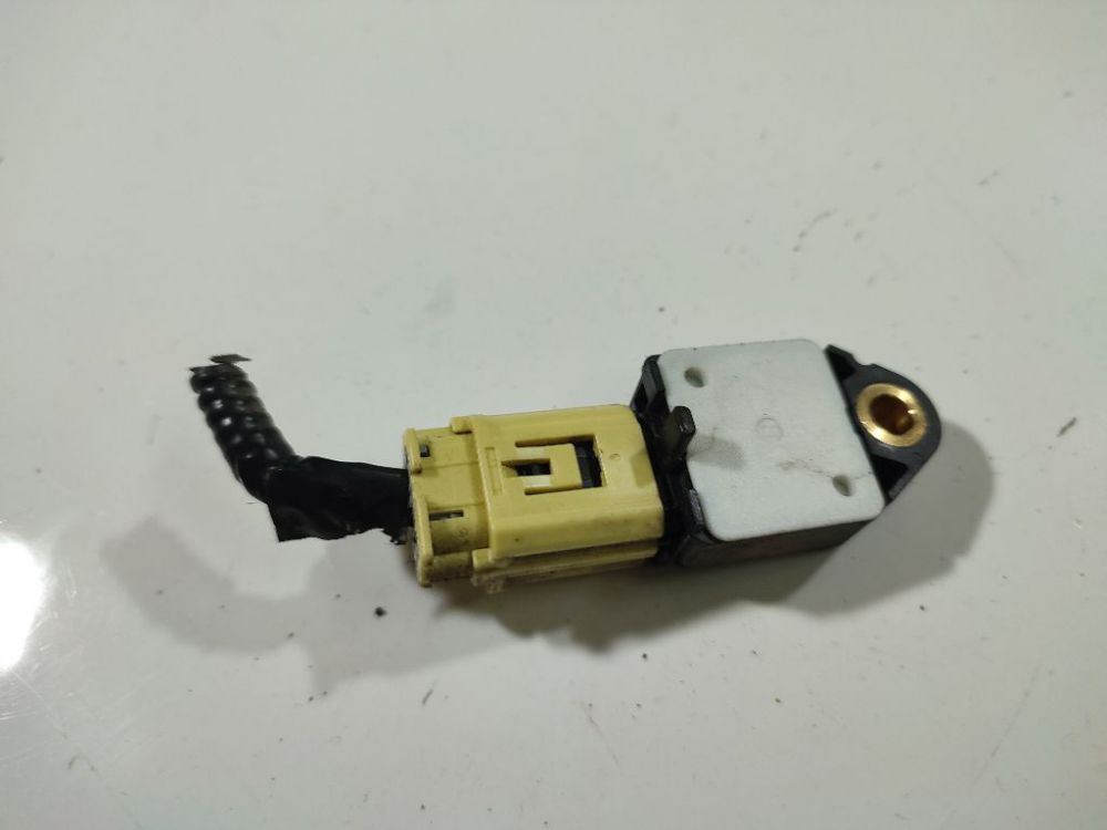 898310D010 Toyota Yaris 2007 Srs Airbag crash sensor - Thumbnail 2