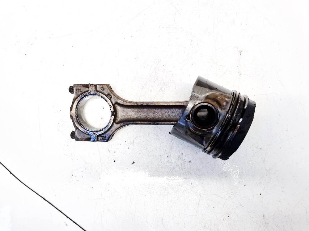 Opel Omega 2002 PISTON and arnaque-Bielle