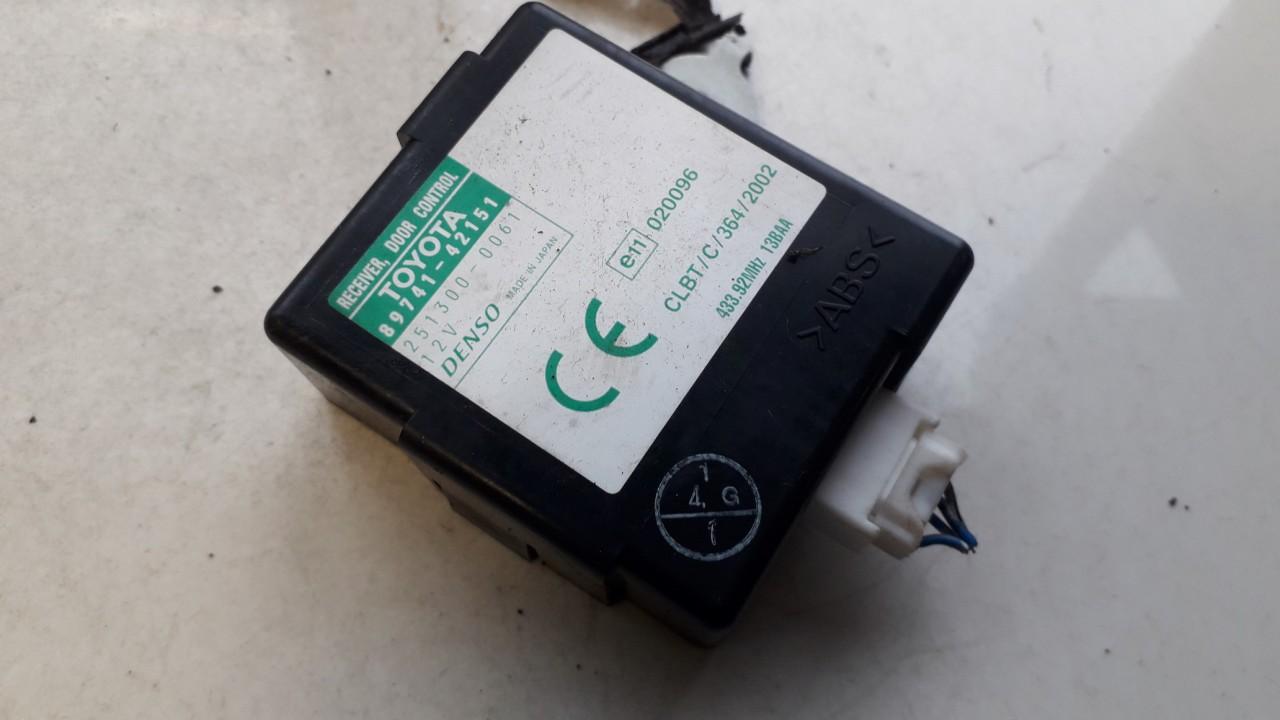 8974142151 Toyota RAV-4 2005 Door control relay (DOOR CONTROL UNIT MODULE ECU )