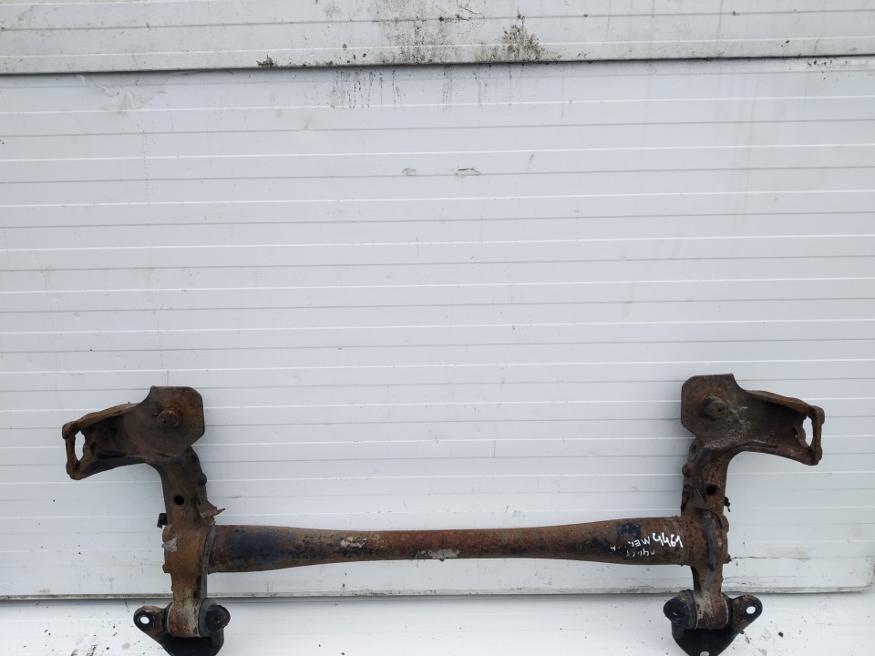 Opel Meriva 2004 Belka mostu - TYLNE