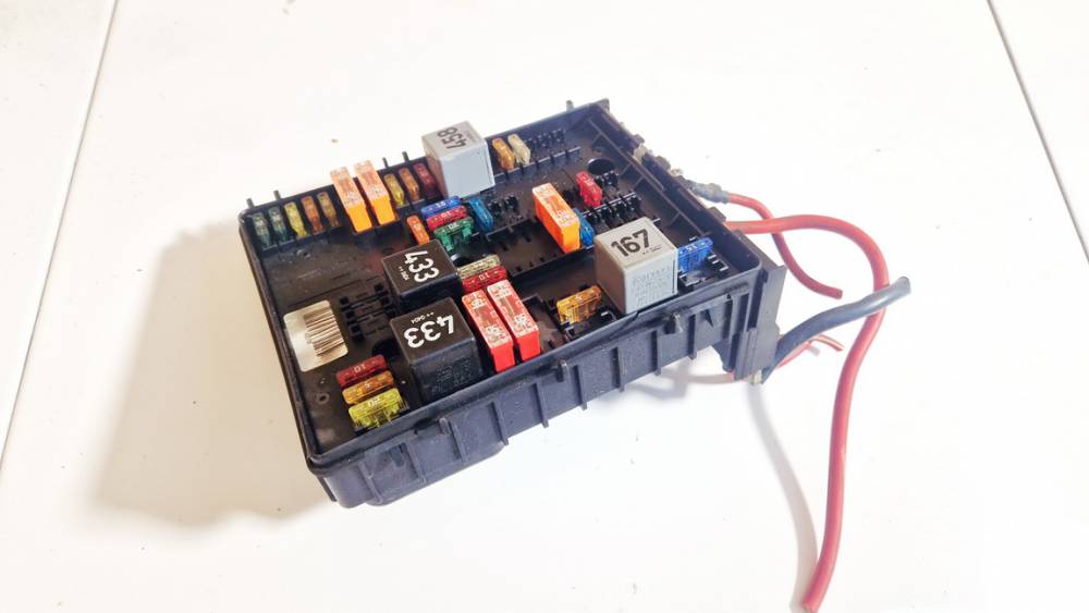 1K0937124H Audi A3 2004 Fuse box