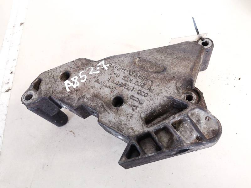 03G199207F Volkswagen Caddy 2007 Engine Mount Bracket and Gearbox Mount Bracket