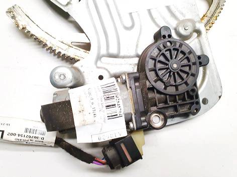 Volvo V70 2006 Duru lango pakelejo varikliukas P.K.