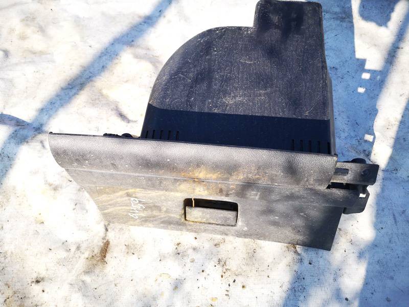 6M21U06010AEW Ford S-Max 2006 Schowek