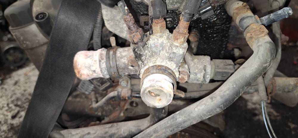 038121133A Audi A3 2000 Heater thermal valve(valve heater, Coolant Heater)