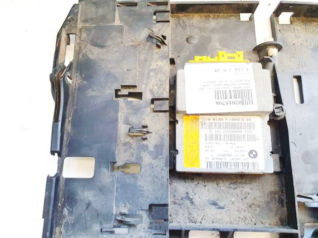65.776929557 BMW 7-Series 2002 Airbag crash sensors module