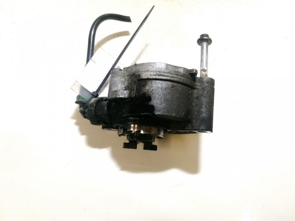 D1562B Peugeot 207 2010 Brake Vacuum Pump - Thumbnail 2
