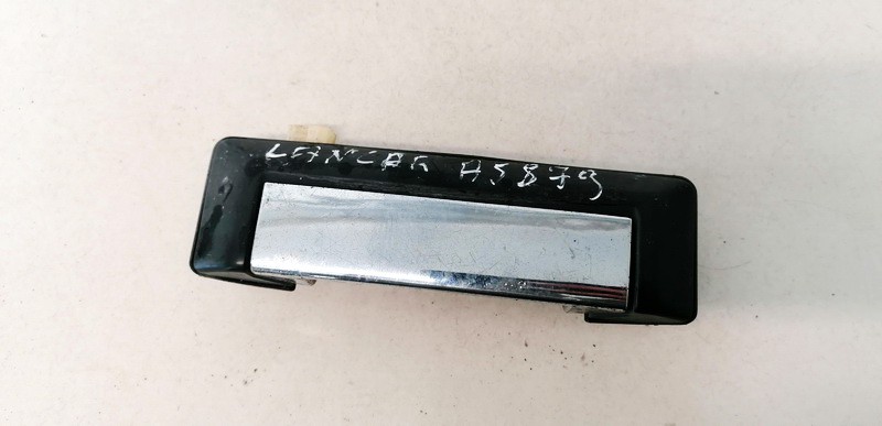MB546791 Mitsubishi Lancer 1991 Door Handle Exterior - FRONT RIGHT