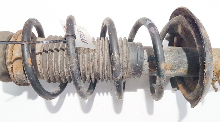 Skoda Octavia 2002 Пружина передний