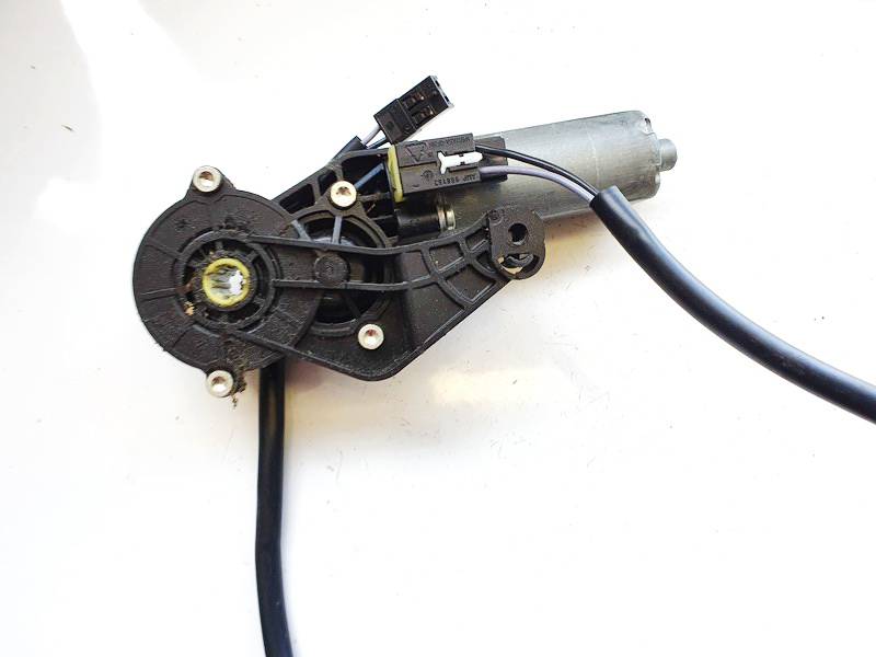 0390203209 Mercedes-Benz C-CLASS 2004 Seat Motor Regulator - FRONT RIGHT - Thumbnail 2