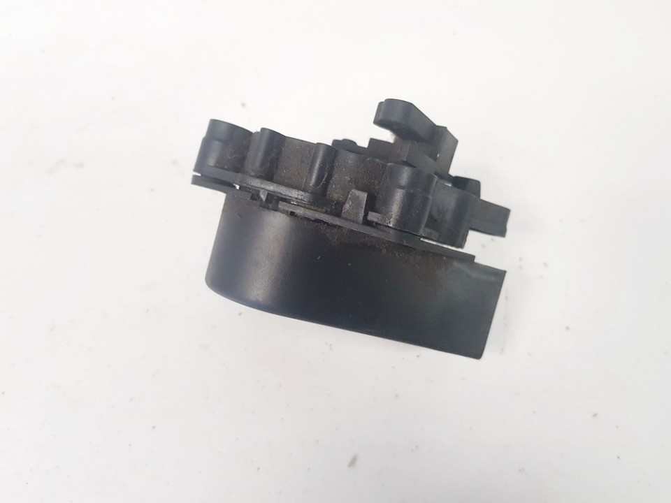 090512502 Opel Omega 2002 Heater Vent Flap Control Actuator Motor - Thumbnail 2
