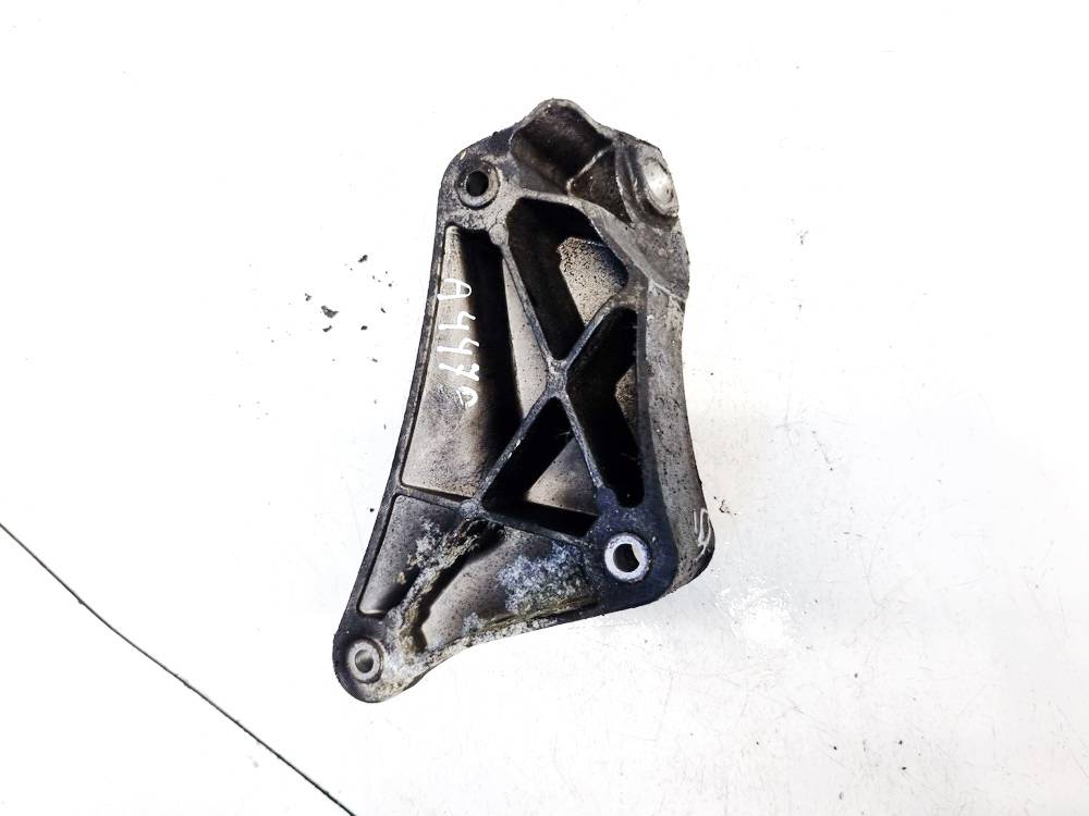 6750441 Opel Omega 2002 Variklio kronsteinas ir Greiciu dezes kronsteinas - Thumbnail 3