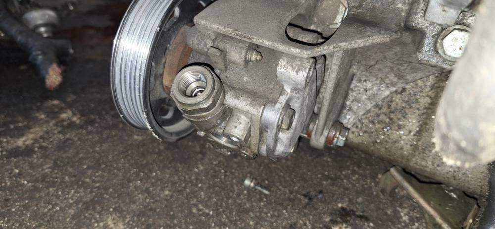 038145255B Volkswagen Bora 1999 Pump assembly - Power steering pump - Thumbnail 3