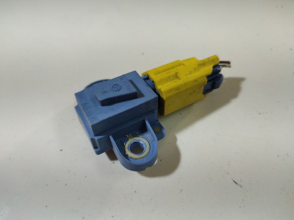 1K0955557B Skoda Octavia 2008 Crash Sensor Capteur Donneur Airbag