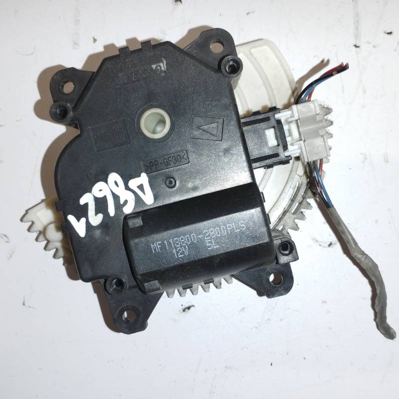 MF1138002800PLS Toyota Avensis 2009 Servomotor-MOTOR APERTURA TRAMPILLAS CLIMATIZADOR